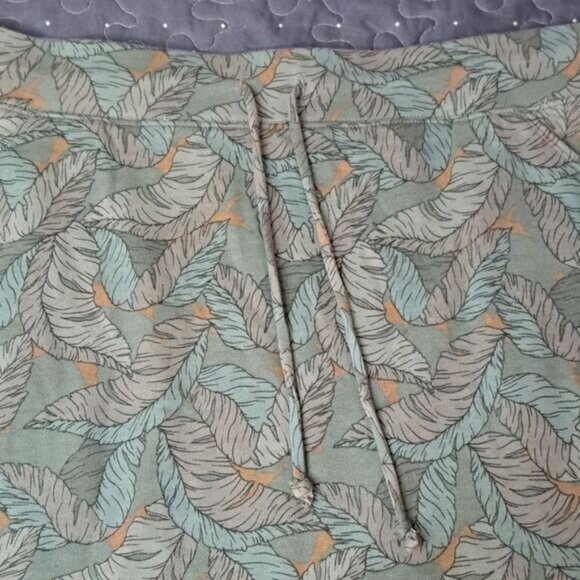 Nine West palm leaves skirt size large NWT - Picture 2 of 3